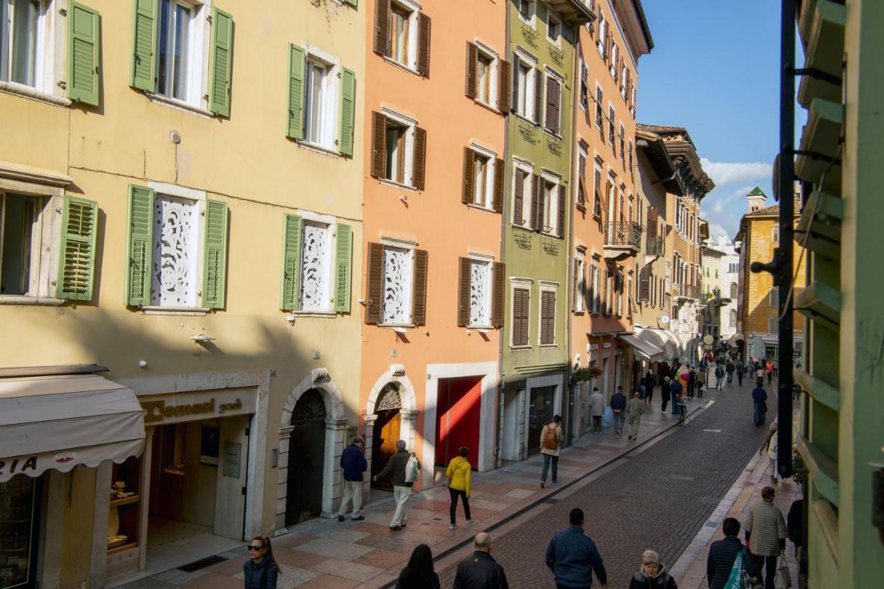 Ferienwohnung Yugogo Mazzini 41 Trento Centro Exterior foto